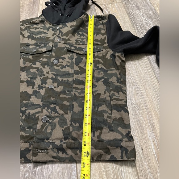 🛍️NWOT Fire & Rain Camouflage hoodie jacket Size large measurements posted. - Picture 6 of 9